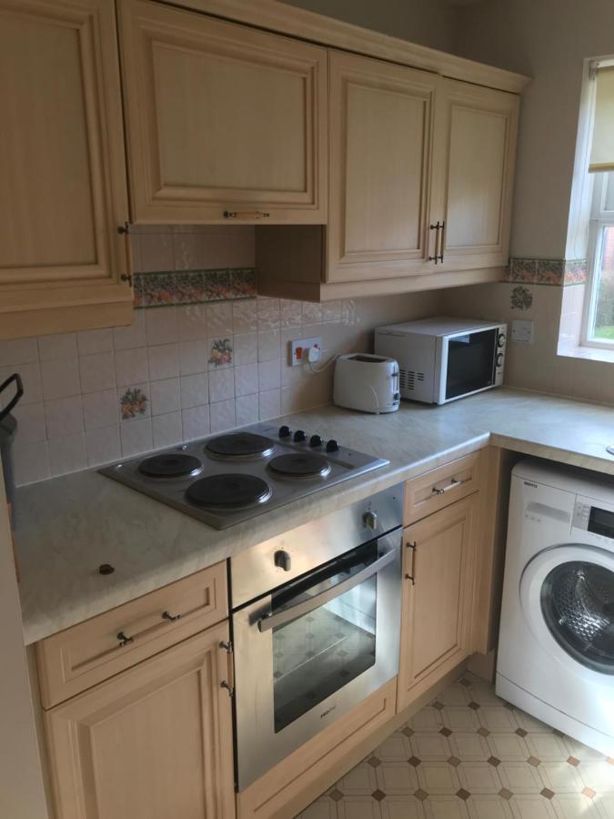 Grant Close Wickford Bagian luar foto